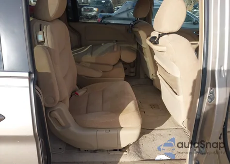 2006 Honda Odyssey Ex z USA, uszkodzony, nr VIN 5FNRL38426B085098